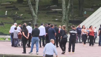 HOMENAJE a las 17 VÍCTIMAS de un ACCIDENTE de AUTOBÚS en COLOMBIA