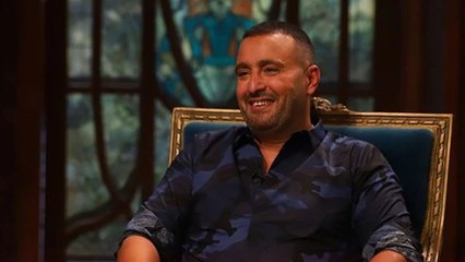 أحمد السقا بعد سخرية السوشيال ميديا منه: "لو مش عاوزني إرموني في الزبالة"