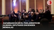 Albania: diputados protagonizan zafarrancho con bengalas durante sesión del Parlamento