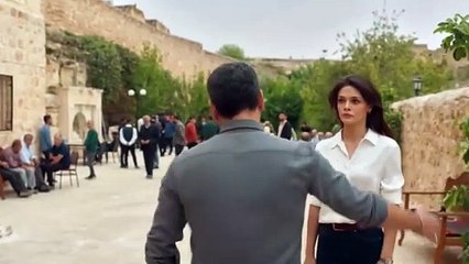 مسلسل المدينة البعيدة الحلقة 1 مترجم