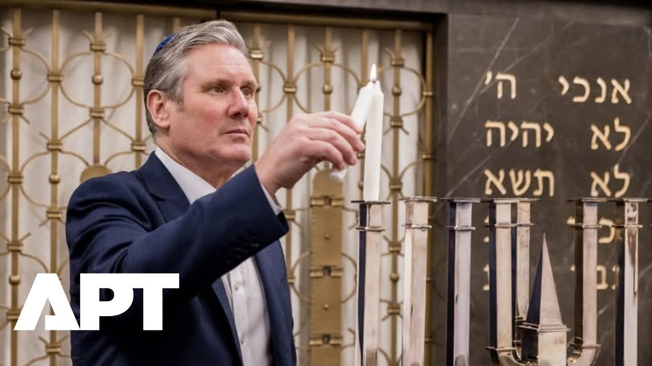 UK PM Keir Starmer Hosts Hanukkah Celebration at Downing Street | APT