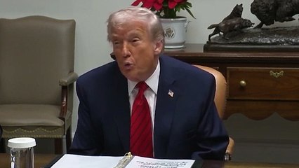 Trump ordena el bloqueo "total" de los petroleros sancionados que entren y salgan de Venezuela