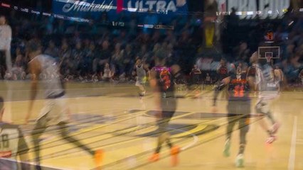 Spurs - Ballon volé et alley-oop renversé : les éclairs de Wemby lors de la finale
