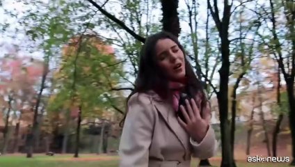 In anteprima il video "Se i tuoi occhi non mi vedono" di Leonor