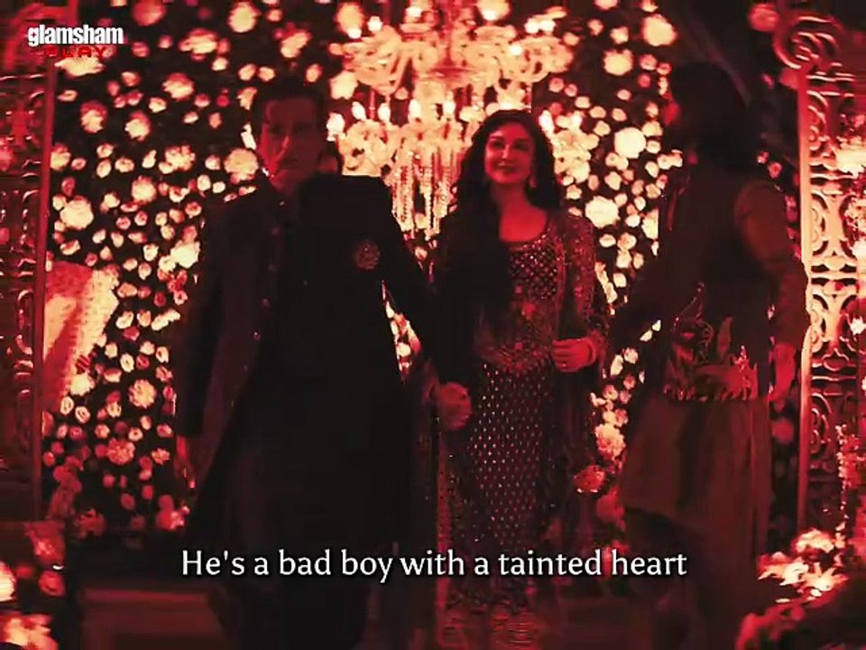 When the villain steals the spotlight and the whole theatre goes silent. Akshaye Khanna owns this era. 🔥🖤  #glamsham #akshayekhanna #rehmandakait #dhurandhar #bollywood #villainera #iconicperformance  {glamsham, akshayekhanna, rehmandakait, dhurandhar,