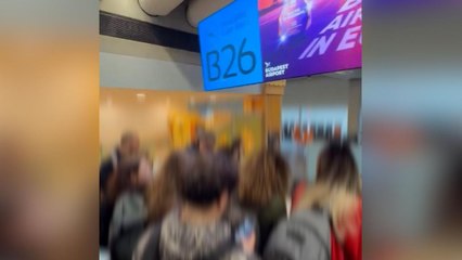 Budapest: Ryanair lascia a terra circa 40 passeggeri pochi minuti prima del decollo