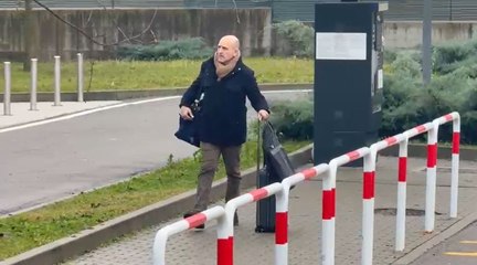 VIDEO FCIN1908 / Inter in partenza per l'Arabia Saudita: l'arrivo di Ausilio