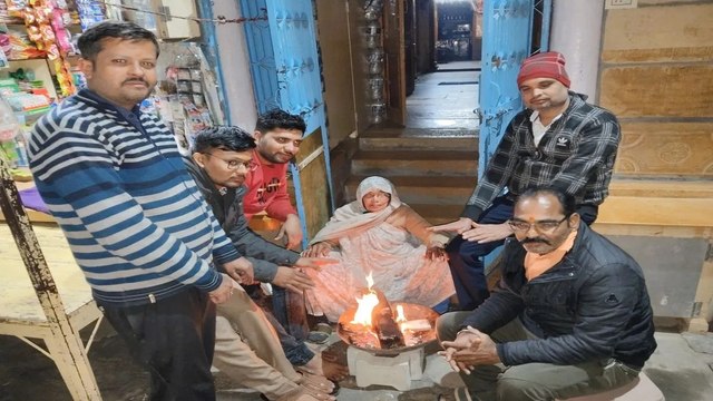 Video: दिन में धूप के चमकने से 3.5 डिग्री बढ़ गया पारा