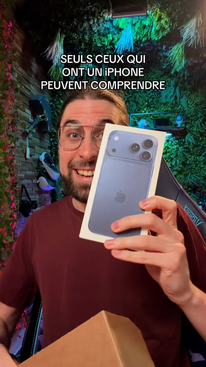 SI T'AS PAS D'iPHONE, TU PEUX PAS COMPRENDRE