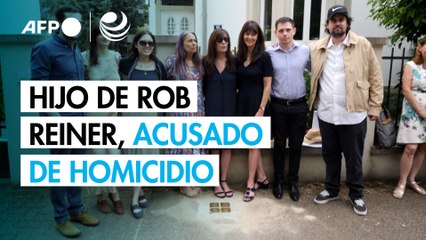 Acusan al hijo del cineasta Rob Reiner de doble homicidio en caso de sus padres