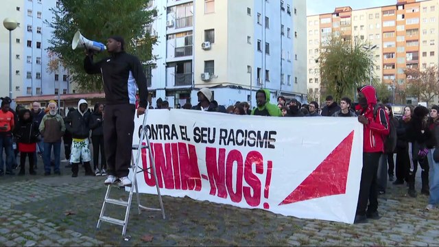 El desalojo del asentamiento del antiguo instituto B9 se salda con 18 detenidos