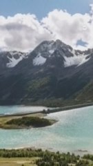 Thousands of dinosaur footprints discovered in northern Italy