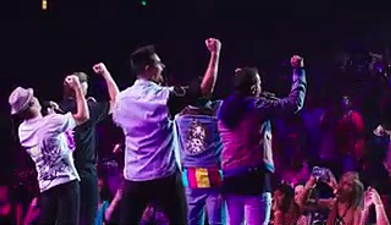 Backstreet Boys - #DNAuary: DNA World Tour Interview