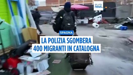 Catalogna, la polizia sgombera 400 persone dal più grande insediamento di migranti della regione