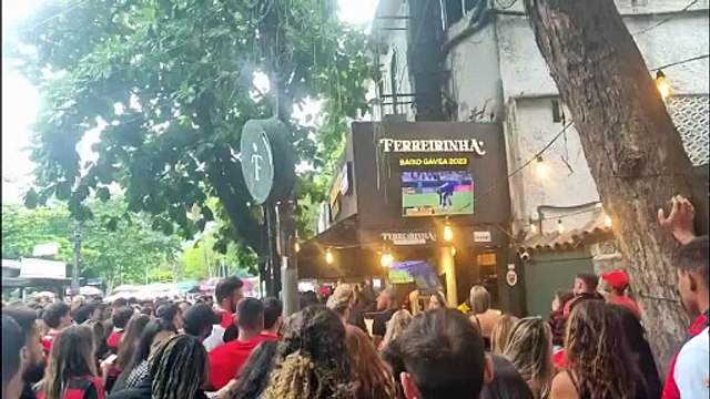 Torcida do Flamengo acompanha derrota nos pênaltis