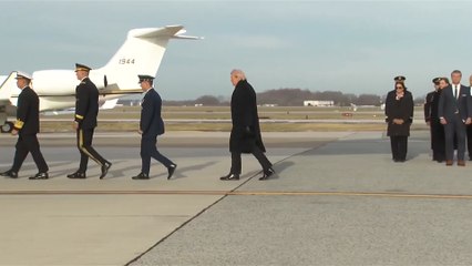 Trump Witnesses Emotional Return of Fallen US Soldiers From Syria