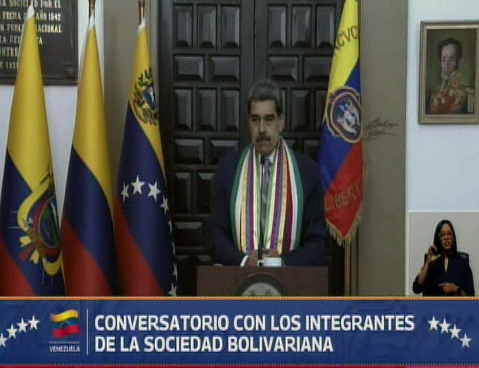 Jefe de Estado: Quien iba a imaginar que Hugo Chávez juraría levantar el proyecto original de Bolívar