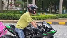Kawasaki Ninja H2 and a Pink Car 👰🏻😡 #shorts #ninja #h2r #trending #shortvideo #viralvideo - Rockstar Nahid RJ (360p, h264)