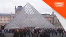 Mogok petugas Louvre diteruskan, muzium kekal ditutup