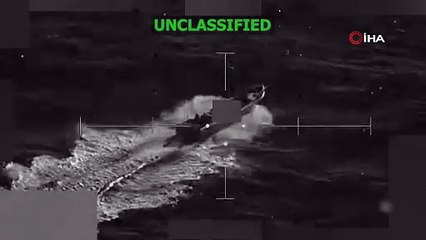 Uyuşturucu yüklü bir tekne daha 12'den vuruldu! Operasyon anı kamerada...