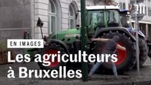 Des agriculteurs manifestent près du Parlement européen à Bruxelles