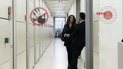 Berrak Tüzünataç ifade vermek için adliyede