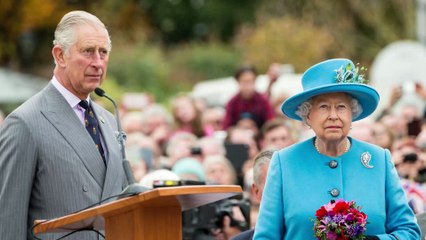 König Charles verkauft alkoholhaltige Weihnachts-Puddings nach Rezept von Königin Elizabeth
