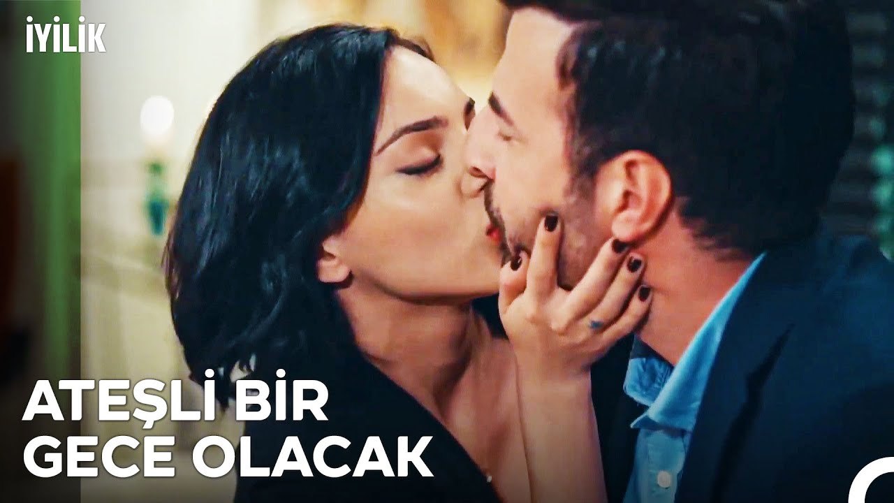 Evlilik Yıl Dönümünü Kutlamaya Geldim Sevgilim - İyilik