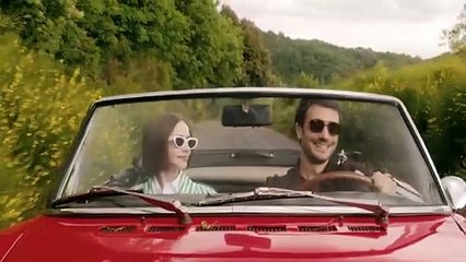 Emily in Paris S05 E01