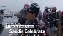 Saudis Celebrate Snowfall in Tabuk