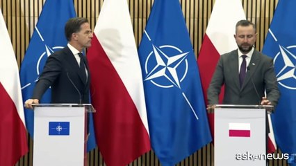 Rutte: dopo accordo di pace Putin non possa più attaccare l'Ucraina