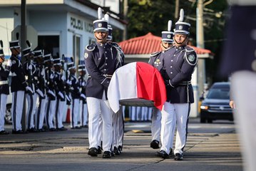 Despiden con honores al capitán capitán José Isaza Melo