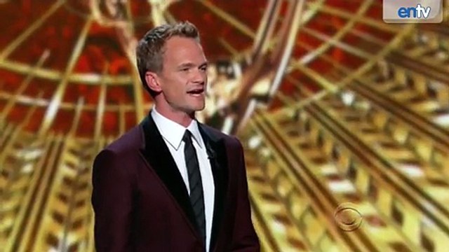 Tina Fey and Amy Poehler Hosting The Golden Globes