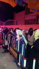 السيدات تحشد .. طوابير أمام لجنة مدرسة علي مبارك بمدينة طور سيناء في الساعات الأخيرة