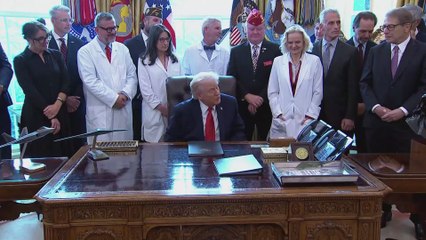 Trump signing