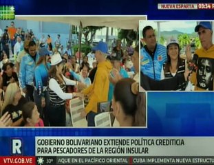 Gobierno Bolivariano entrega motores nuevos a pescadores del edo. Nueva Esparta