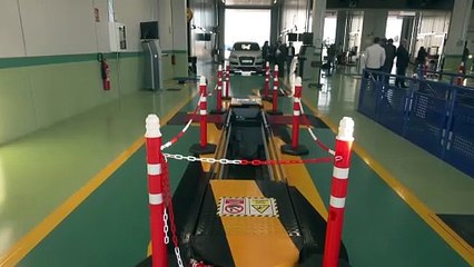 Juanma Moreno inaugura la ITV de Lepe, que beneficiará a 63.000 vehículos de Huelva