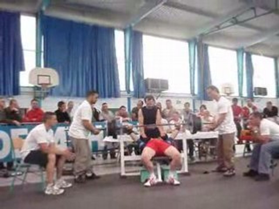 DEVELOPPE COUCHE 2RPS A 150KG (73kg)