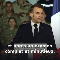 Emmanuel Macron en visite aux Émirats arabes unis, a donné aujourd'hui le coup d’envoi de la construction du futur porte-avions français, pour un coût estimé entre 6 et 8 milliards