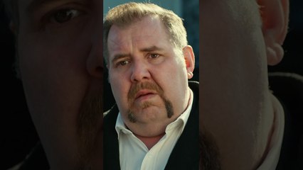 تيمور الخوّاف 😆 - مسلسل أنا في ورطة #shorts #مدبلج #başımbelada  @atvarabic ​ #مسلسل