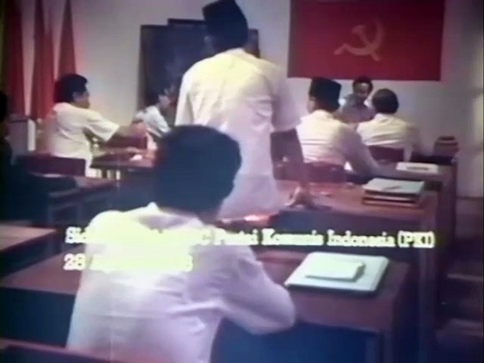 Flim Penumpasan Pengkhianatan G 30 S PKI Part 1_3