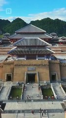 [مدبلج] أهديت زوجتي رمحًا ذا شرابة حمراء