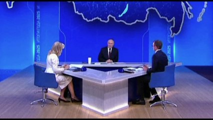 Putin in tv: avanziamo su tutto il fronte in Ucraina
