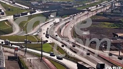Câmera da CATVE flagra acidente no Trevo Cataratas; assista