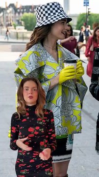 Emily in Paris : pourquoi le style d'Emily Cooper est-il si différent dans la saison 5 ?