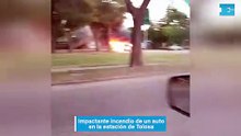 Impactante incendio de un auto en la estación de Tolosa