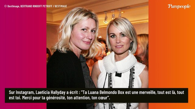 Je suis tellement touchée : Laeticia Hallyday gâtée par son amie Luana Belmondo à quelques jours de Noël