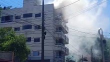 Imagens surpreendentes mostram incêndio em apartamento em São José