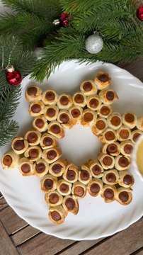 Jour 19 du calendrier de l’avent des recettes - Étoile de feuilletés aux saucisses ⭐️