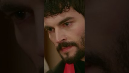 مرتو القديمة لبّست مرتو الجديدة دهب بالعرس -  زهرة الثالوث   #shorts  -   @atvarabic